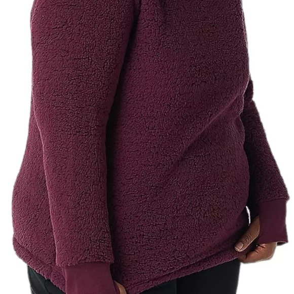 Cuddl Duds Shaggy Sherpa
Pullover Top Burgundy Size 3X - Picture 11 of 12
